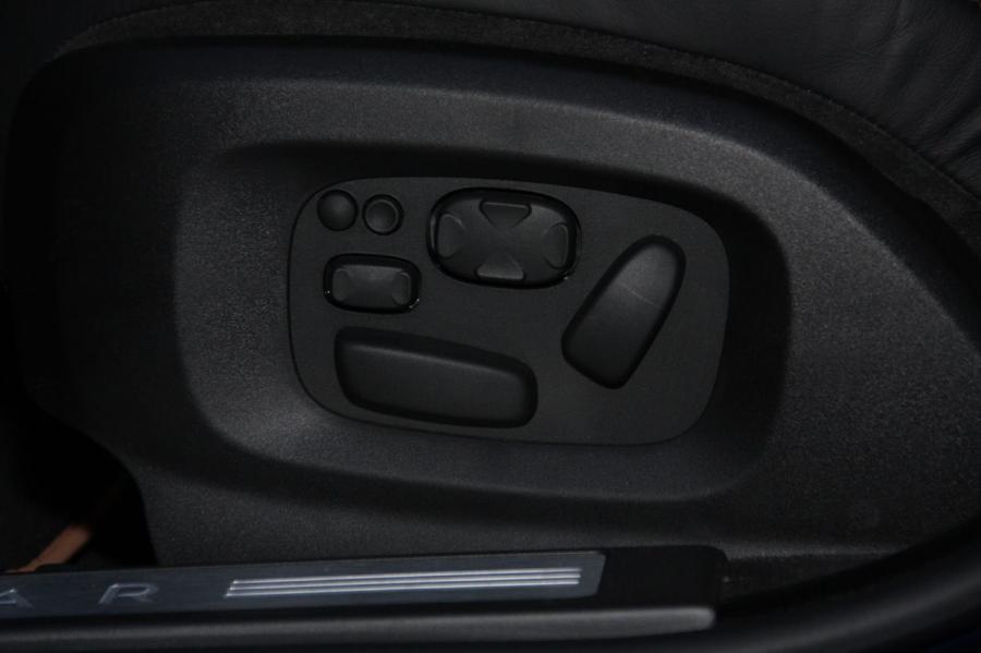  Jaguar XFR 2009 года  (фото 53 из 141)